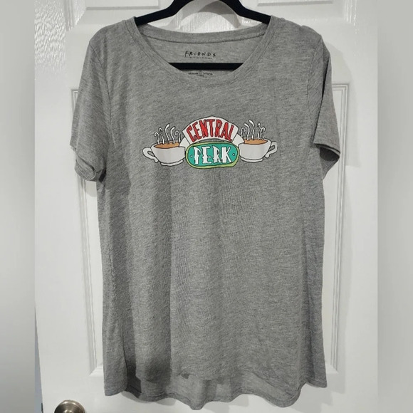 FRIENDS Heather Light Gray Graphic Central Perk Short Sleeve Shirt in Size XXL - Picture 1 of 9